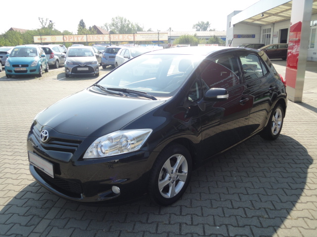 Toyota Auris | Bj.2011 | 70776km | 9.950 €