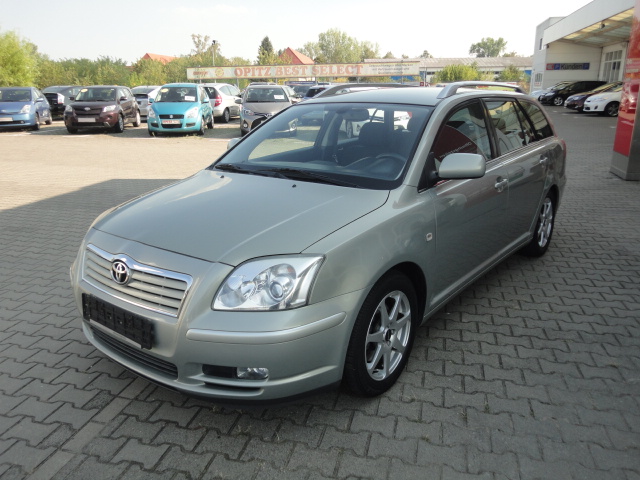 Toyota Avensis | Bj.2005 | 77024km | 7.380 €