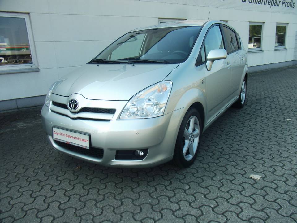 Toyota Corolla Verso | Bj.2006 | 116625km | 6.990 €