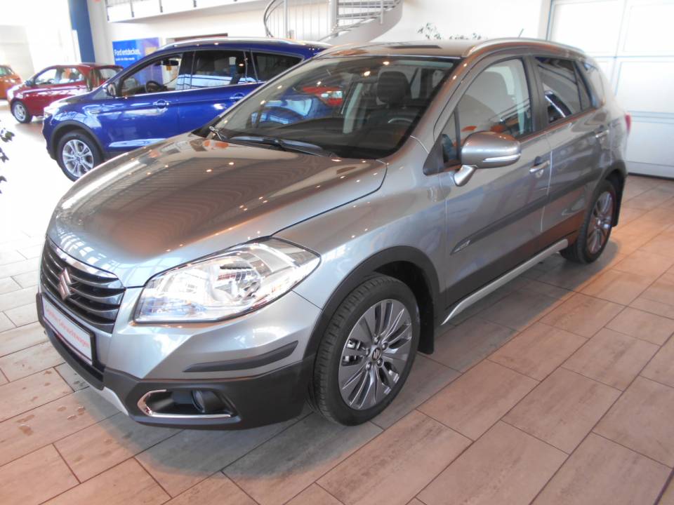 Suzuki SX4 S-Cross | Bj.2015 | 9375km | 15.980 €