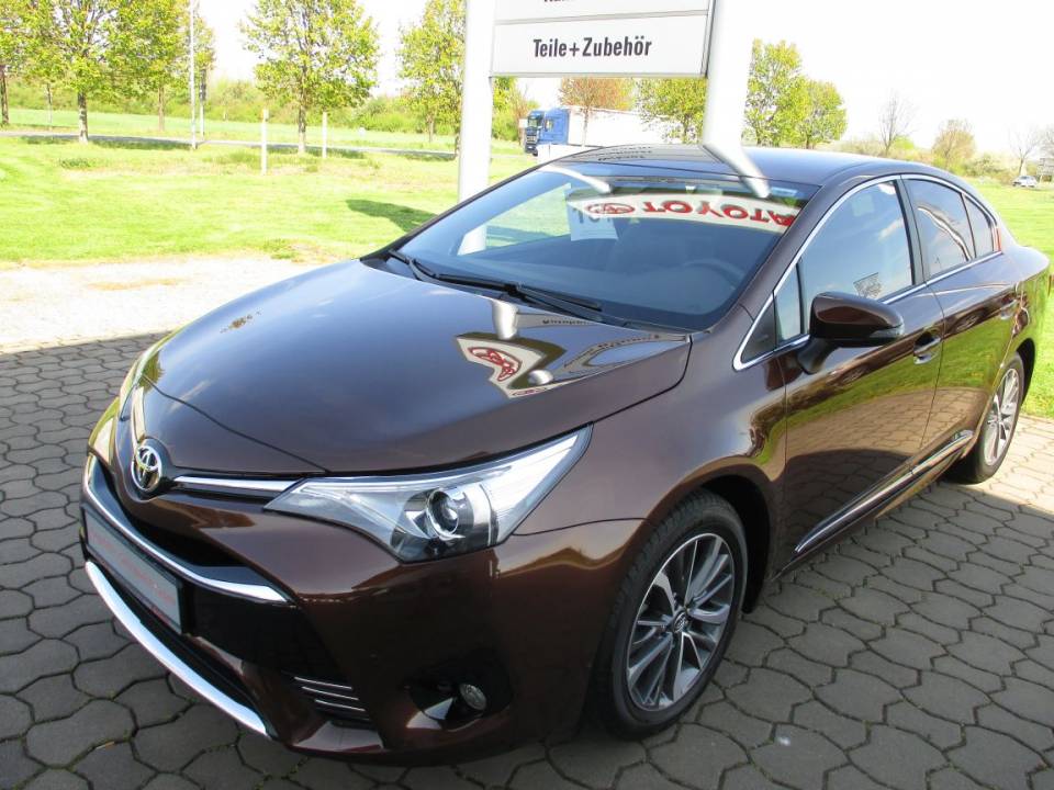 Toyota Avensis | Bj.2015 | 3665km | 21.500 €