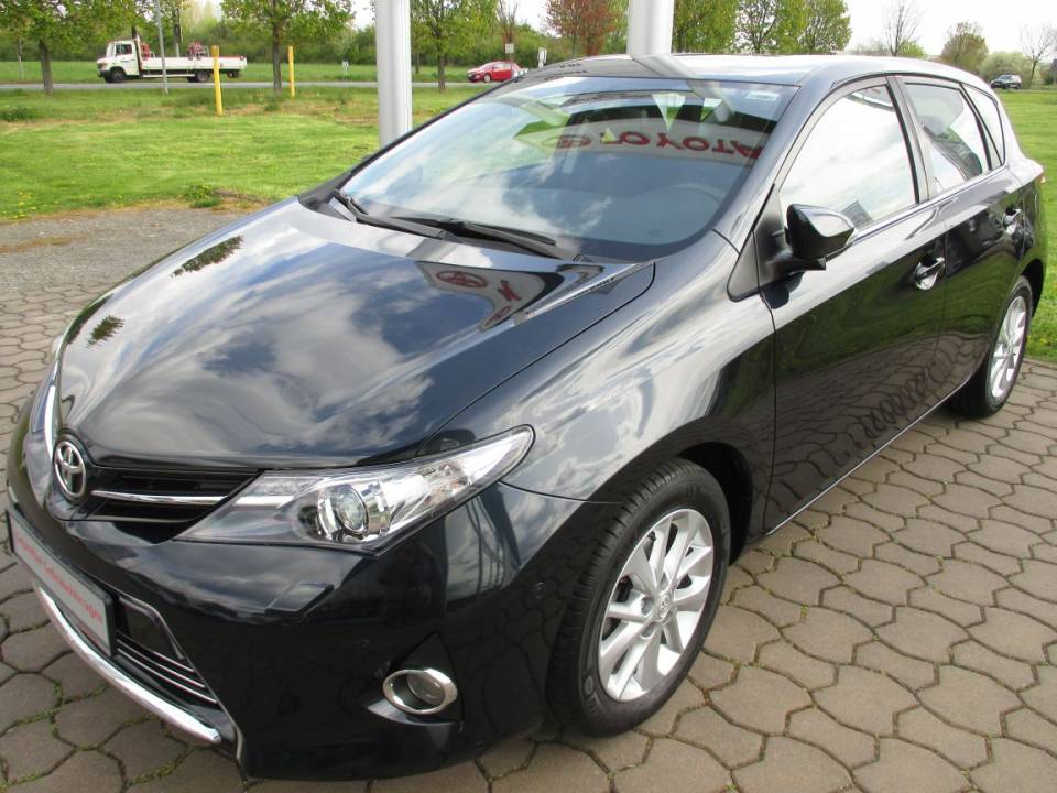 Toyota Auris | Bj.2013 | 42949km | 14.900 €