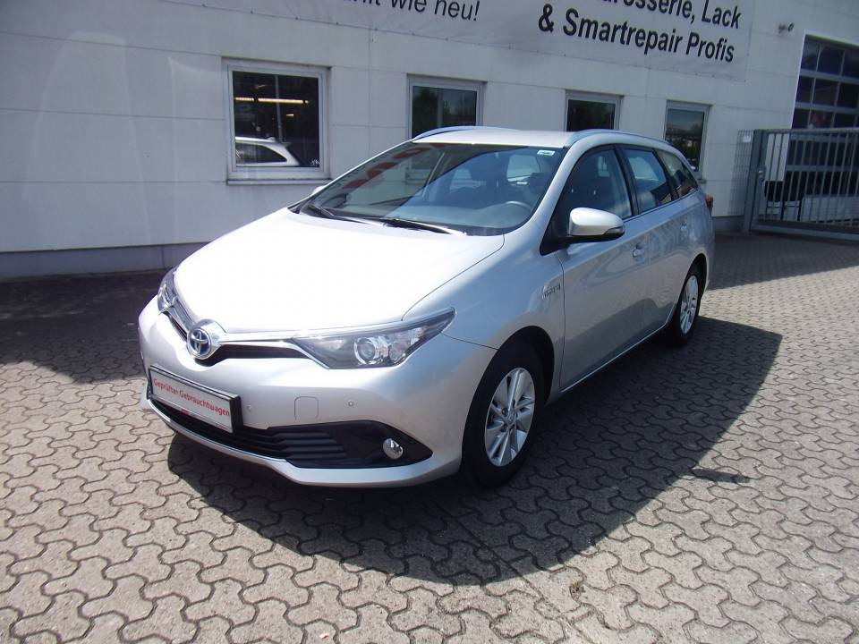 Toyota Auris | Bj.2016 | 27200km | 19.990 €