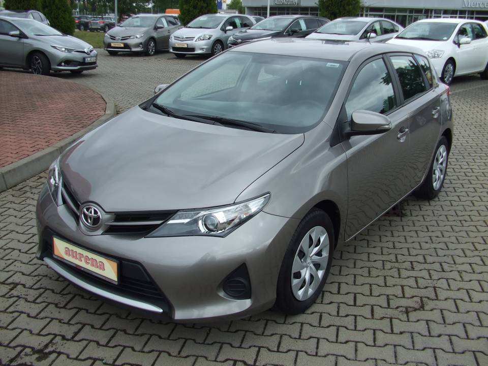 Toyota Auris | Bj.2015 | 36122km | 13.790 €