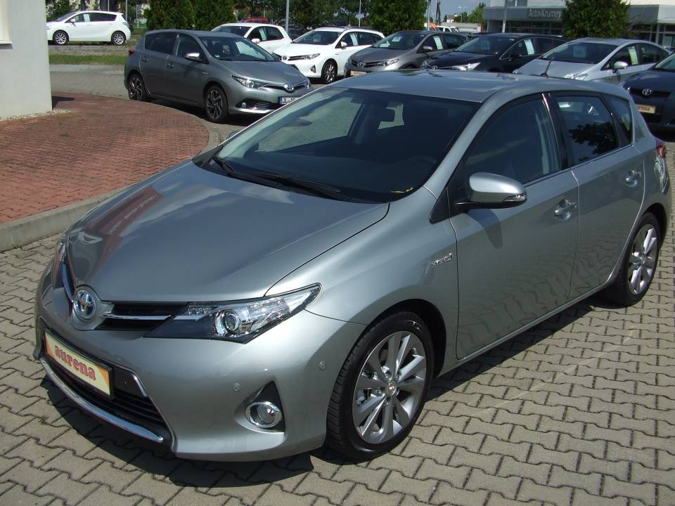 Toyota Auris Hybrid | Bj.2013 | 19019km | 17.890 €