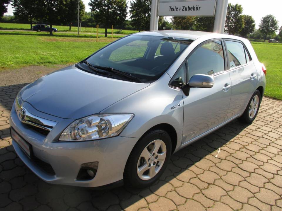 Toyota Auris Hybrid | Bj.2011 | 59274km | 11.960 €