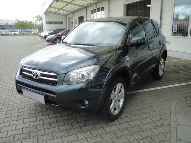 Toyota RAV4 | Bj.2006 | 97828km | 9.870 €