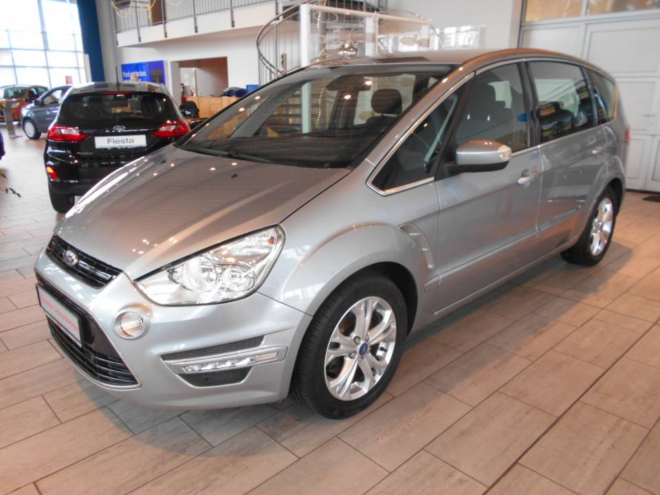 Ford S-MAX | Bj.2011 | 56655km | 17.980 €