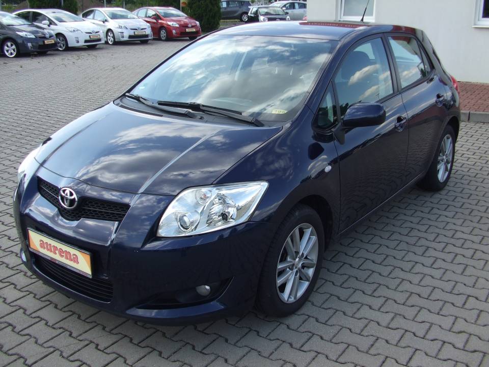 Toyota Auris | Bj.2010 | 110848km | 7.390 €