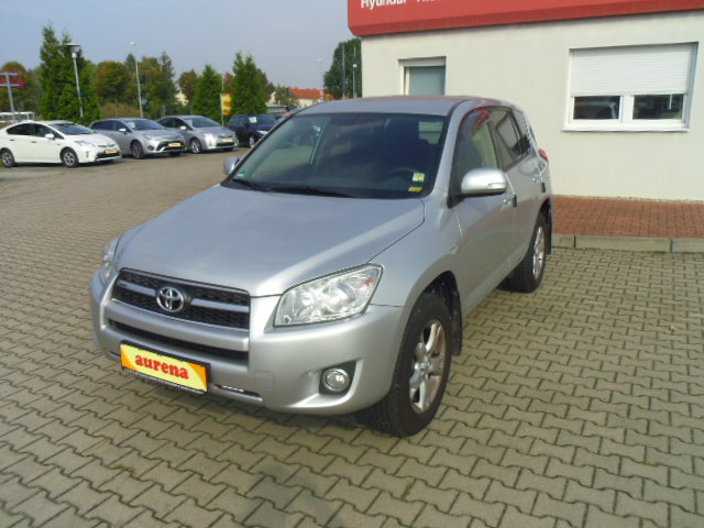 Toyota RAV4 | Bj.2010 | 98656km | 10.990 €