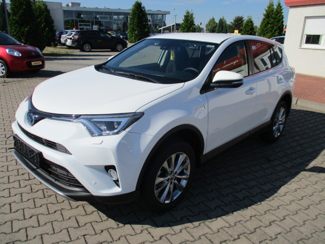 Toyota RAV 4 Hybrid | Bj.2018 | 1671km | 28.940 €