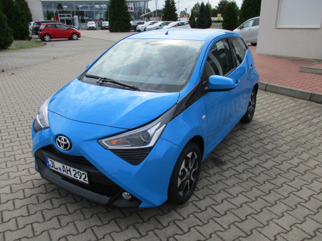 Toyota AYGO | Bj.2018 | 2199km | 13.490 €