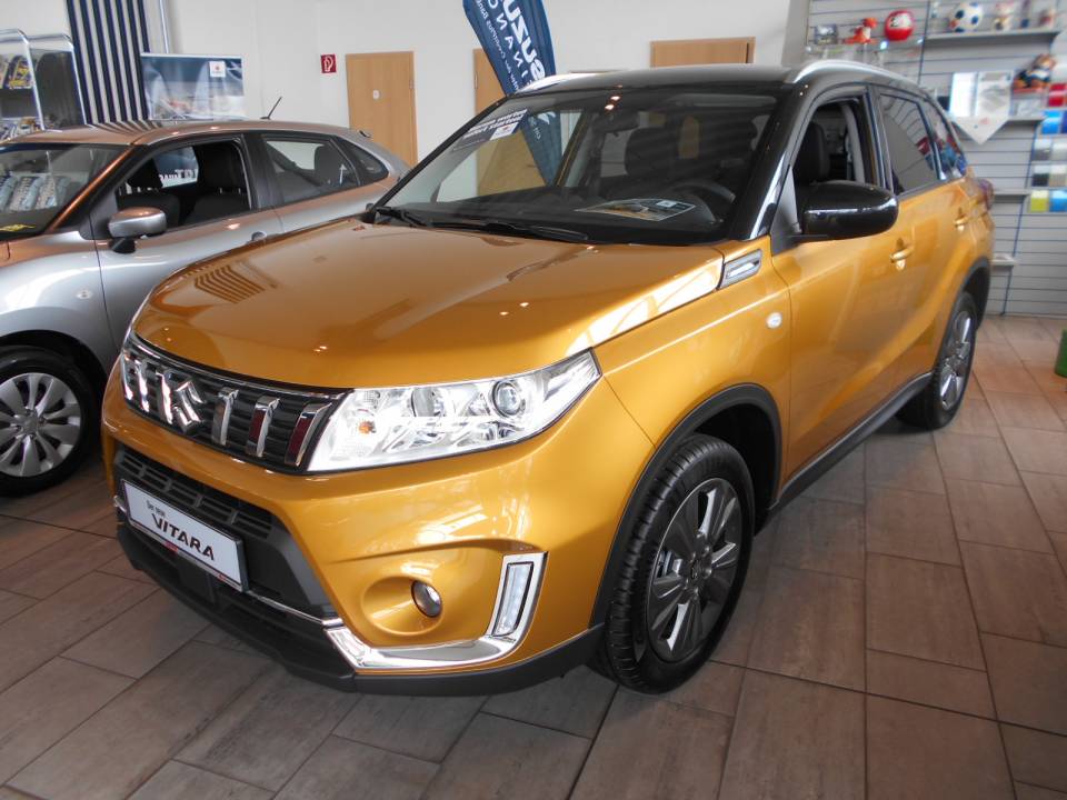 Suzuki Vitara | Bj.2019 | 2481km | 19.260 €