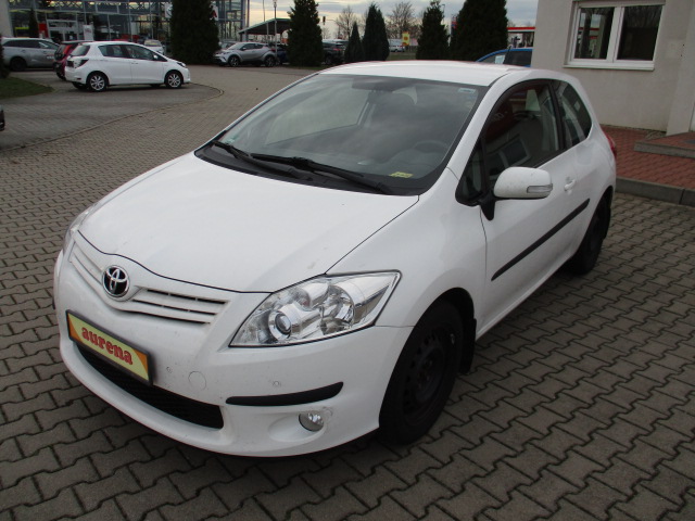 Toyota Auris | Bj.2012 | 123626km | 6.390 €