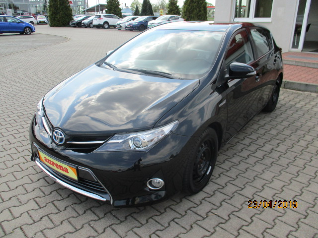 Toyota Auris Hybrid | Bj.2013 | 26411km | 14.490 €
