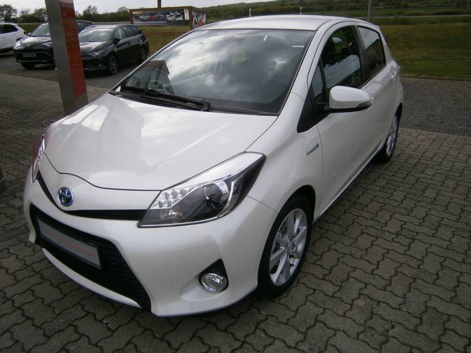 Toyota Yaris Hybrid | Bj.2012 | 55812km | 9.900 €