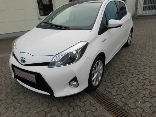 Toyota Yaris Hybrid | Bj.2012 | 52369km | 11.990 €