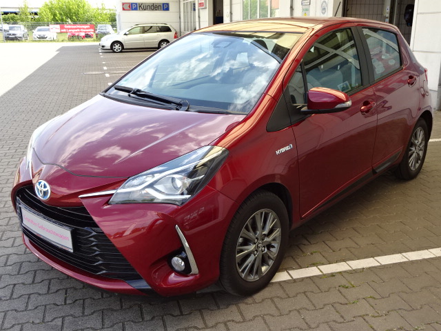 Toyota Yaris Hybrid | Bj.2017 | 11200km | 14.950 €