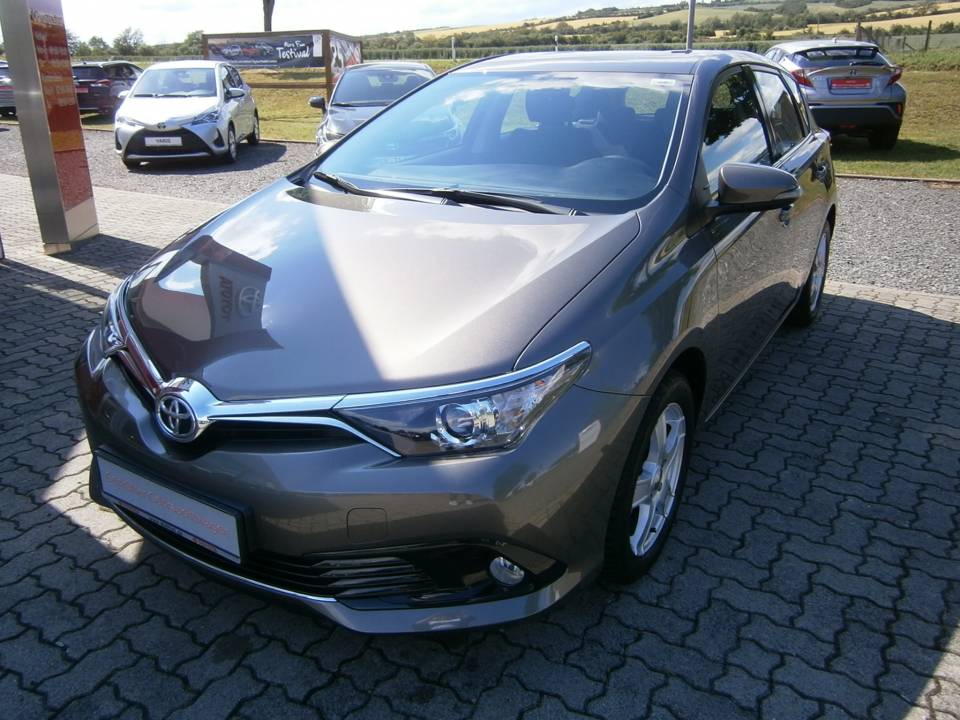 Toyota Auris | Bj.2016 | 23013km | 13.990 €
