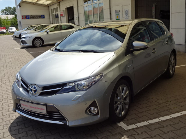 Toyota Auris Hybrid | Bj.2014 | 75753km | 15.980 €