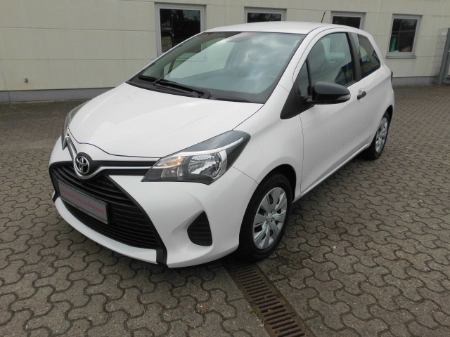 Toyota Yaris | Bj.2016 | 5808km | 7.990 €
