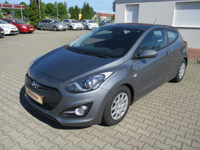 Hyundai i30 | Bj.2012 | 78056km | 7.800 €