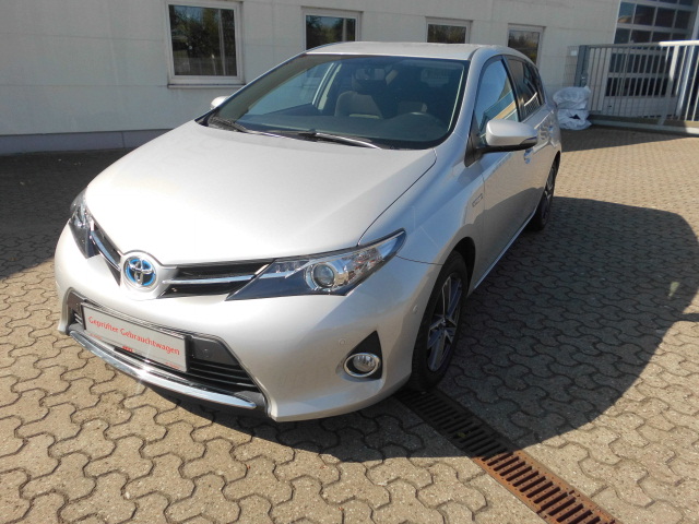 Toyota Auris Hybrid | Bj.2014 | 46216km | 15.990 €