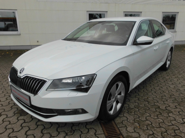 Skoda Superb | Bj.2015 | 74234km | 17.990 €