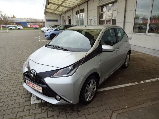 Toyota AYGO | Bj.2016 | 19655km | 8.390 €