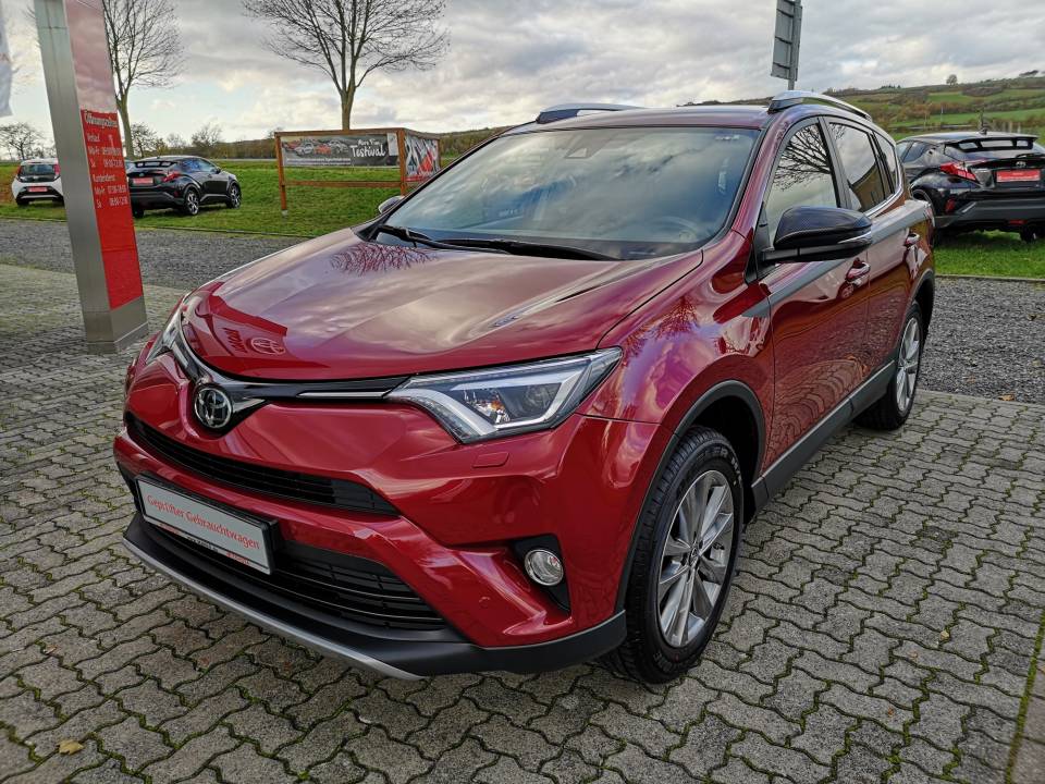 Toyota RAV4 | Bj.2018 | 18183km | 22.990 €