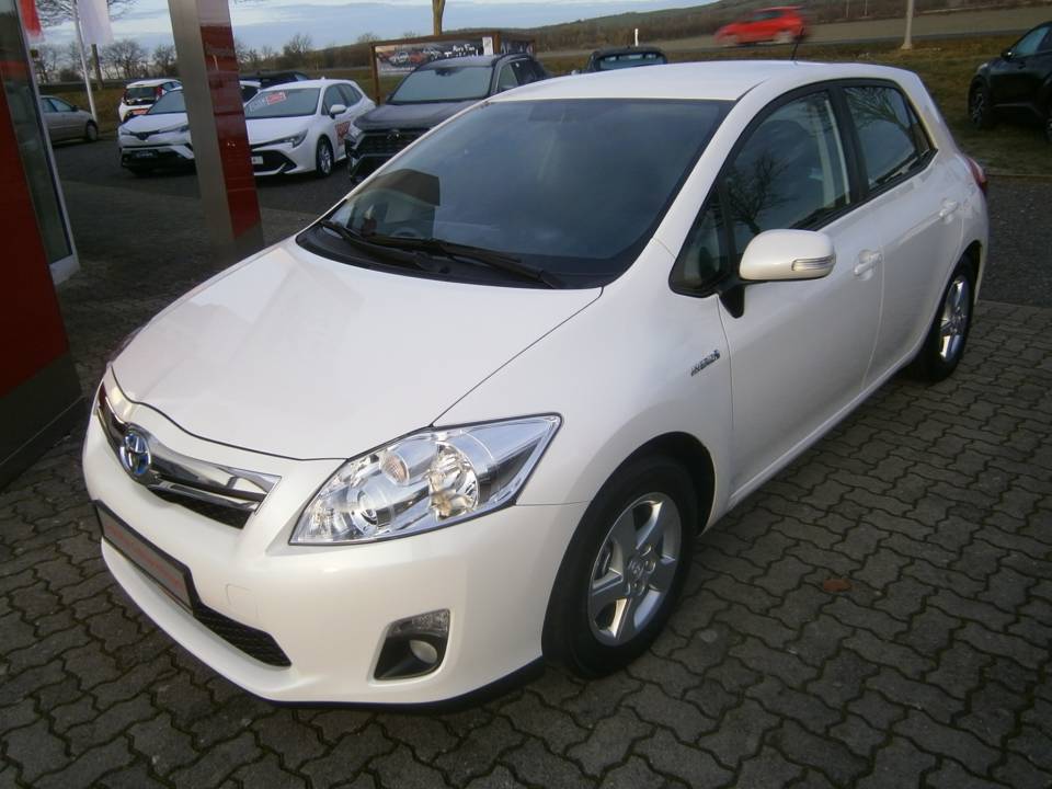 Toyota Auris Hybrid | Bj.2012 | 54224km | 10.990 €