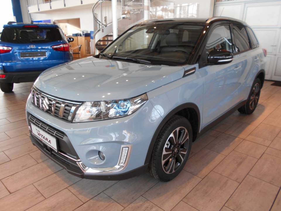 Suzuki Vitara | Bj.2020 | 6608km | 22.580 €