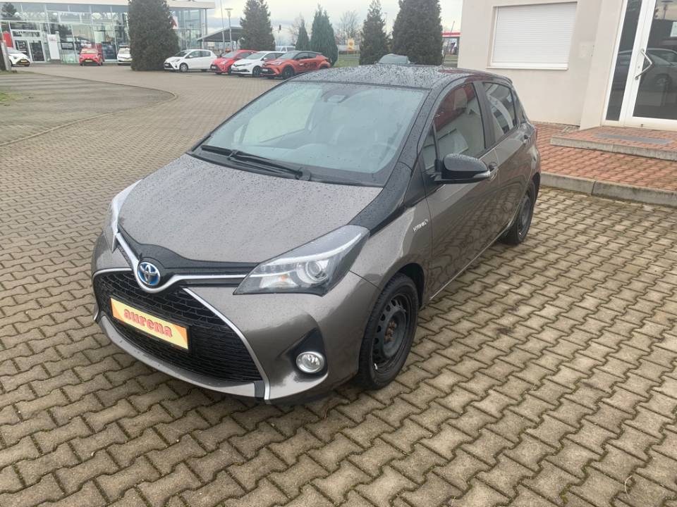 Toyota Yaris Hybrid | Bj.2016 | 114769km | 10.390 €