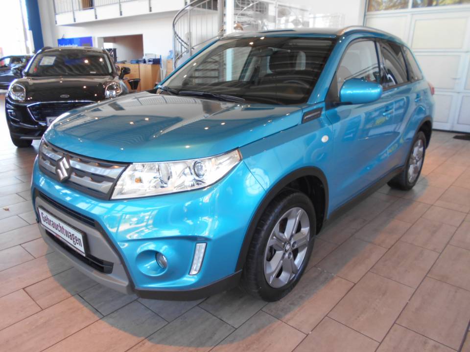 Suzuki Vitara | Bj.2015 | 87166km | 10.980 €