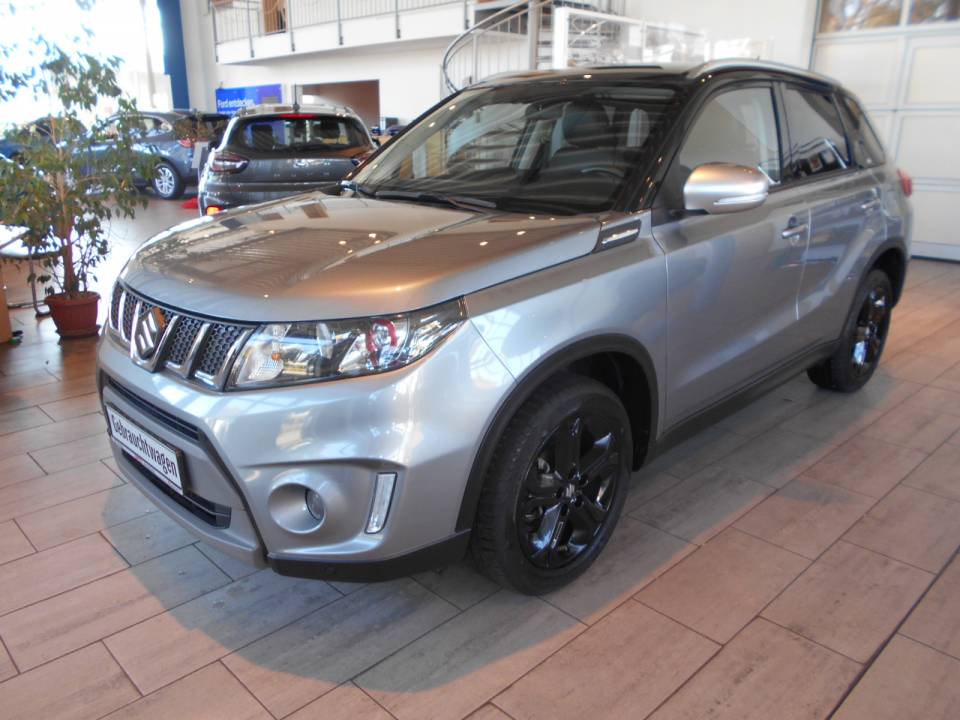 Suzuki Vitara | Bj.2015 | 36536km | 14.490 €