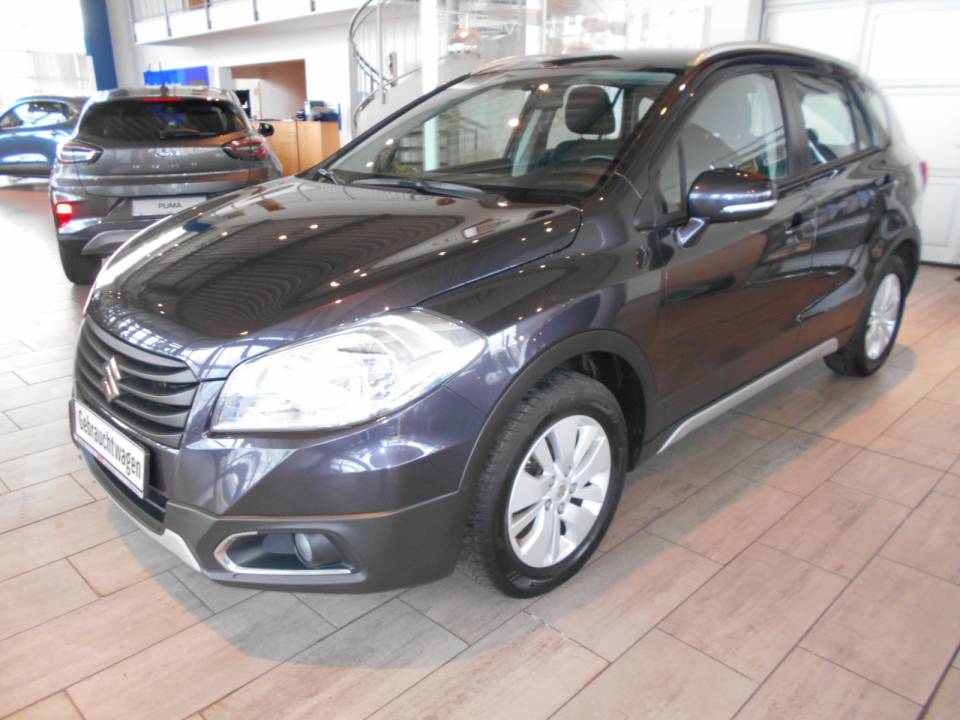 Suzuki SX4 S-Cross | Bj.2013 | 99077km | 8.595 €