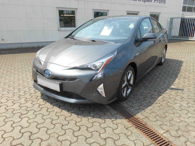 Toyota Prius Hybrid | Bj.2016 | 45023km | 16.990 €