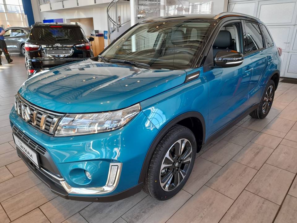 Suzuki Vitara | Bj.2022 | 1238km | 27.380 €