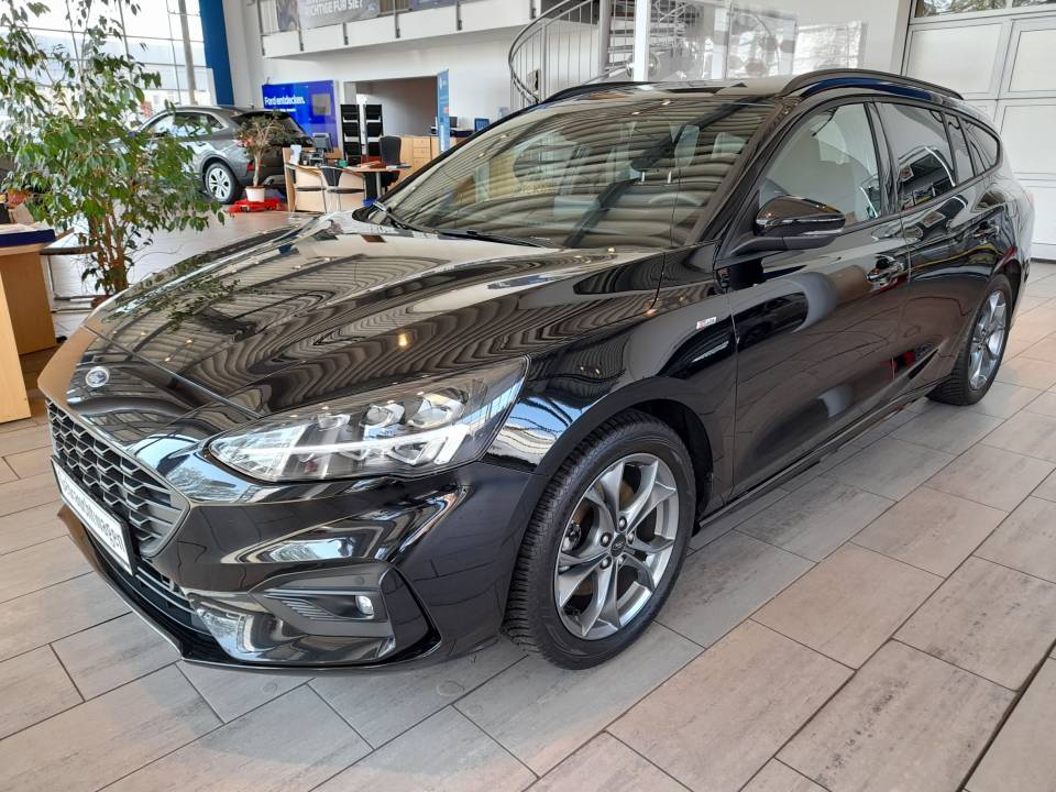 Ford Focus | Bj.2021 | 15631km | 24.780 €