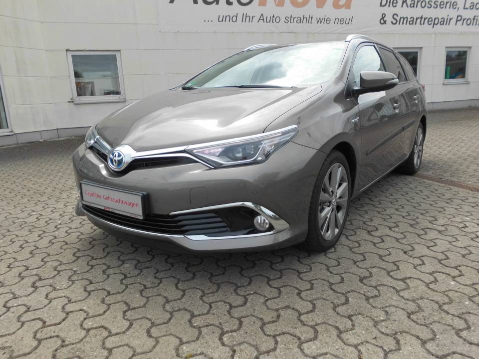 Toyota | Auris TS Hybrid

	18.590,00 €