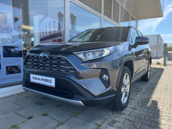 Toyota RAV 4 Hybrid | Bj.2020 | 28104km | 38.490 €