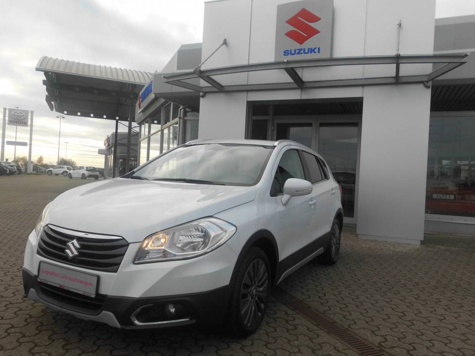 Suzuki SX4 S-Cross | Bj.2016 | 18500km | 15.990 €
